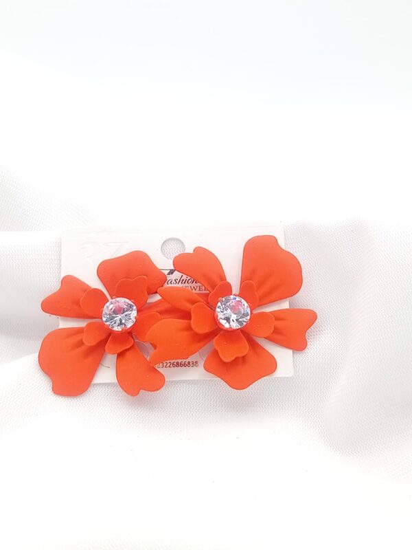 🌺 Orchid Glow Studs