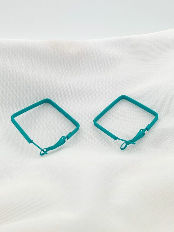 🖤 Midnight Square Hoops